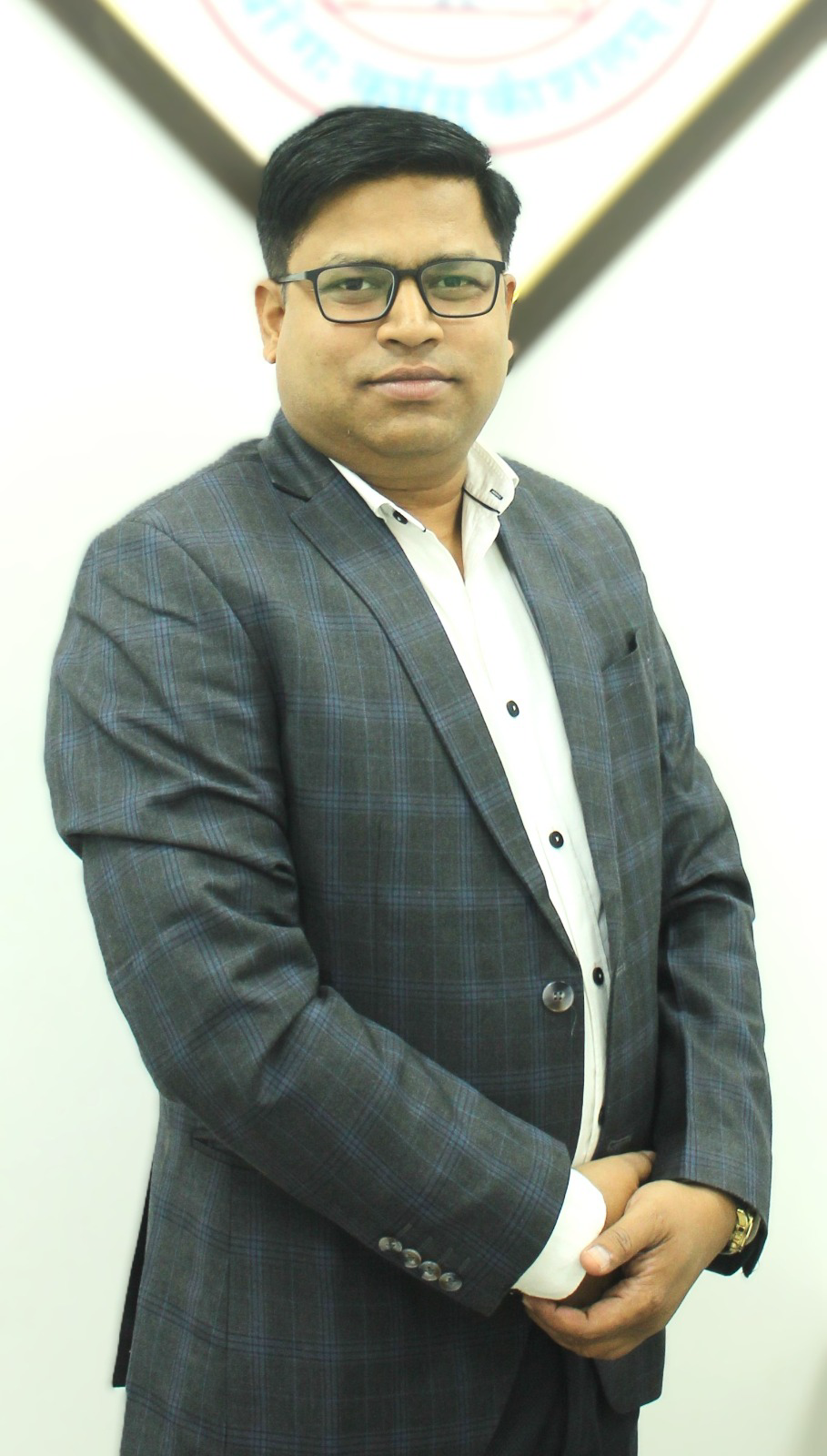 Dr Kapil Kumar